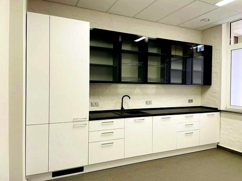 коммерческая по адресу Михаила Грушевского ул., 9Б