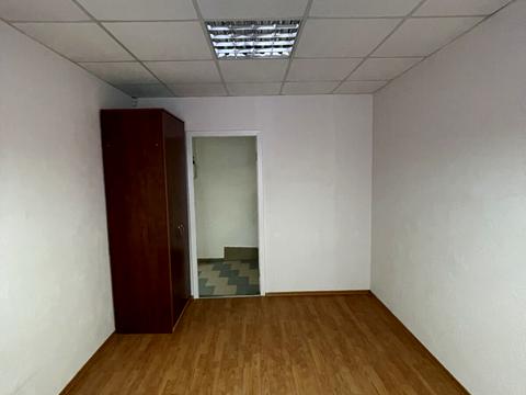 комерційна за адресою Князя Володимира Великого просп., 70