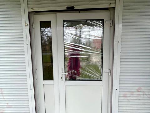 комерційна за адресою Князя Володимира Великого просп., 70