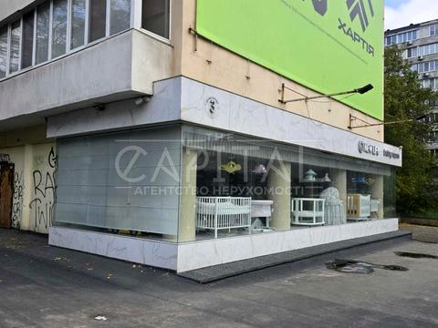 коммерческая по адресу Николая Михновского бульв. (Дружбы народов), 3