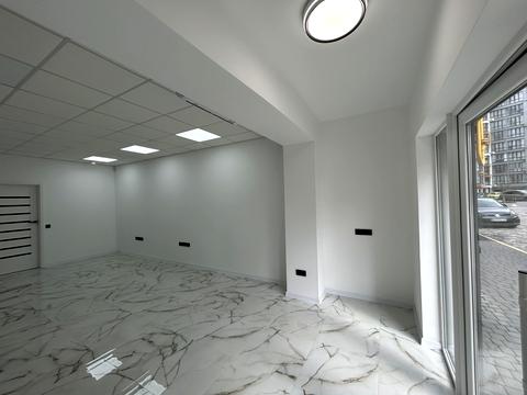 комерційна за адресою Гетьмана Мазепи вул., 164, к9