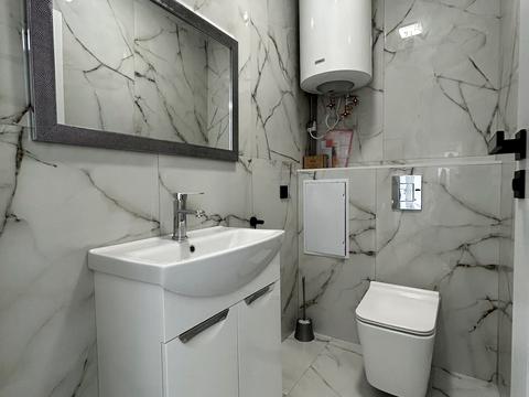 комерційна за адресою Гетьмана Мазепи вул., 164, к9