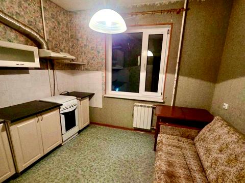 квартира за адресою Каштанова вул., 2а