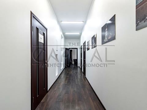 комерційна за адресою Інститутська вул., 14