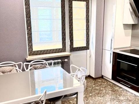 квартира за адресою Авіаконструктора Ігоря Сікорського вул. (Танкова), 4-Д