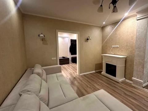 квартира за адресою Сергія Параджанова вул., 5