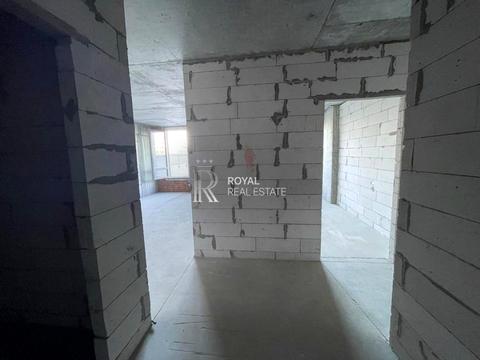 комерційна за адресою Дніпровська набережна вул., 72