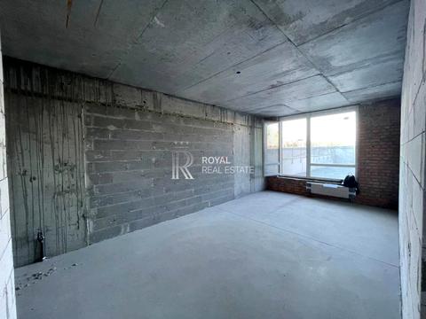 комерційна за адресою Дніпровська набережна вул., 72