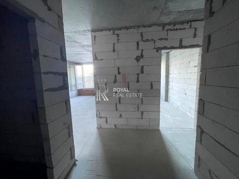 комерційна за адресою Дніпровська набережна вул., 72