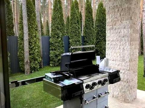 будинок за адресою Хутірська вул.