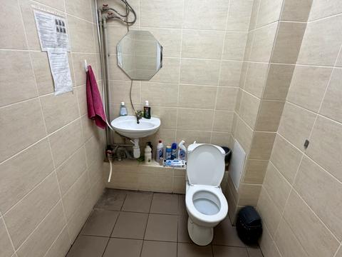 комерційна за адресою Градинська вул., 11