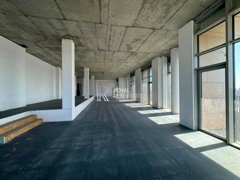 комерційна за адресою Антоновича вул. (Горького), 118/9