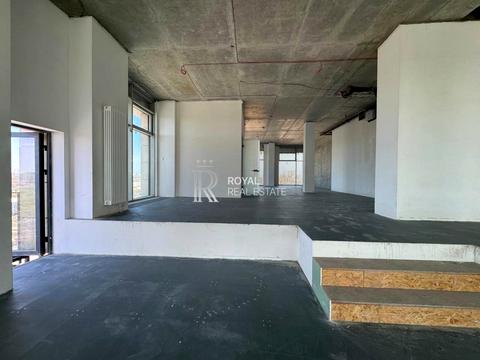 комерційна за адресою Антоновича вул. (Горького), 118/9