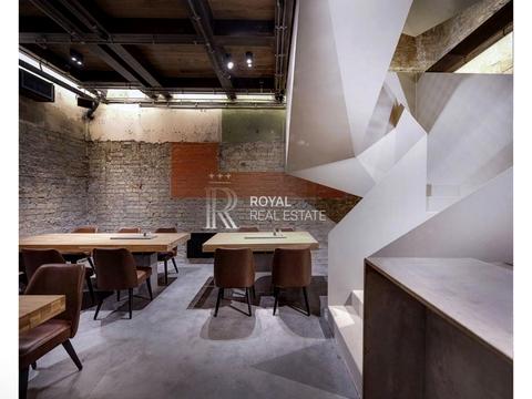 комерційна за адресою Хрещатик вул., 10