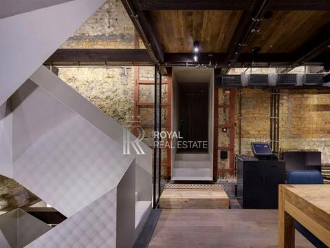 комерційна за адресою Хрещатик вул., 10