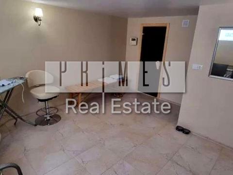 будинок за адресою Квітнева вул.