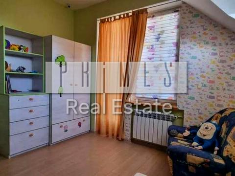 будинок за адресою Квітнева вул.