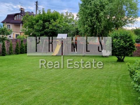 будинок за адресою Квітнева вул.