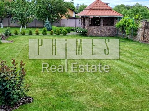 будинок за адресою Квітнева вул.