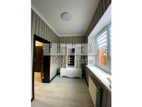 будинок за адресою Центральна вул.