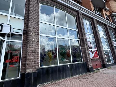 комерційна за адресою Володимира Івасюка просп. (Героїв Сталінграду), 10-А