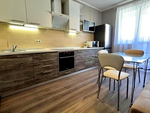 квартира за адресою Деміївська вул., 14