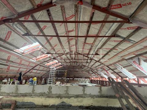 комерційна за адресою Драгоманова вул., 21