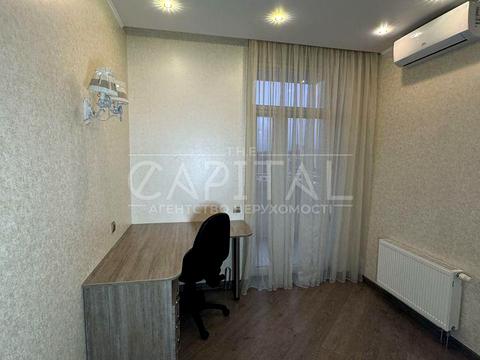 квартира за адресою Василя Тютюнника вул. (Анрі Барбюса), 12