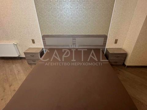 квартира за адресою Василя Тютюнника вул. (Анрі Барбюса), 12