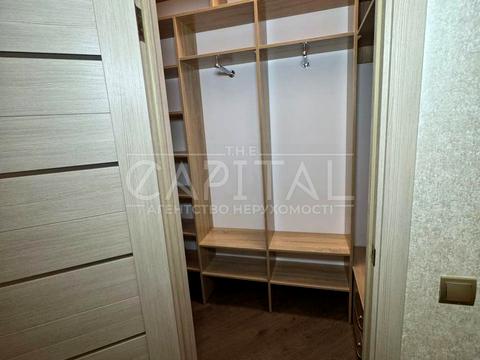 квартира за адресою Василя Тютюнника вул. (Анрі Барбюса), 12