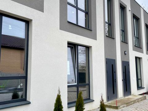 будинок за адресою Мирна вул. (Інтернаціональна)