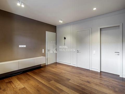 будинок за адресою Тепла, 2