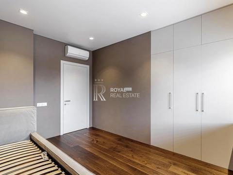 будинок за адресою Тепла, 2