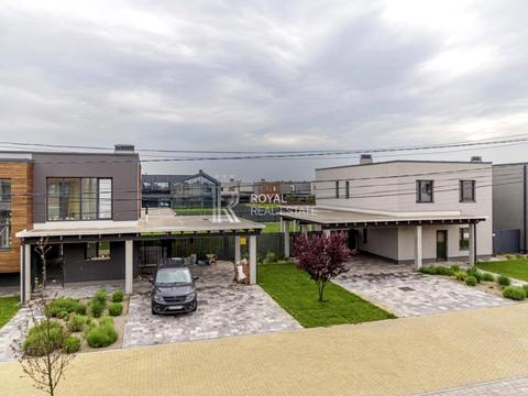 будинок за адресою Тепла, 2