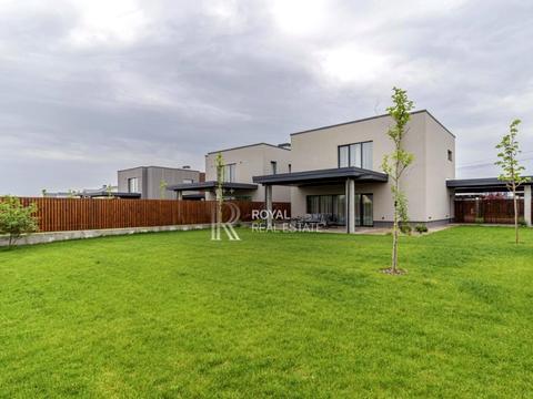 будинок за адресою Тепла, 2