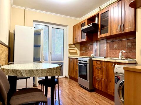 квартира по адресу Небесной Сотни просп. (Маршала Жукова), 10-Б