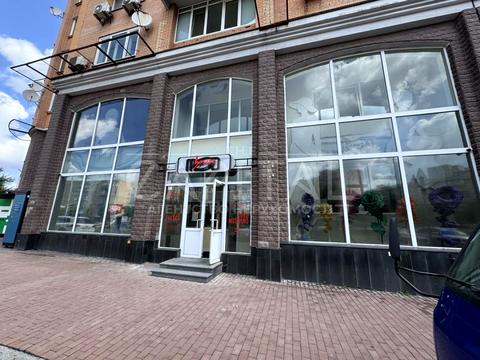 комерційна за адресою Київ, Володимира Івасюка просп. (Героїв Сталінграду), 10-А