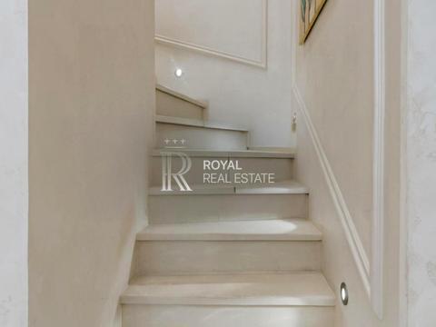 будинок за адресою Набережна, 1