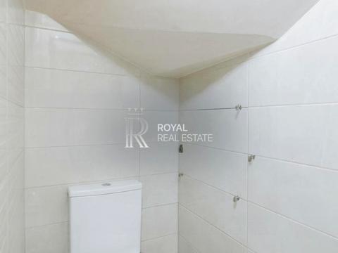 будинок за адресою Набережна, 1