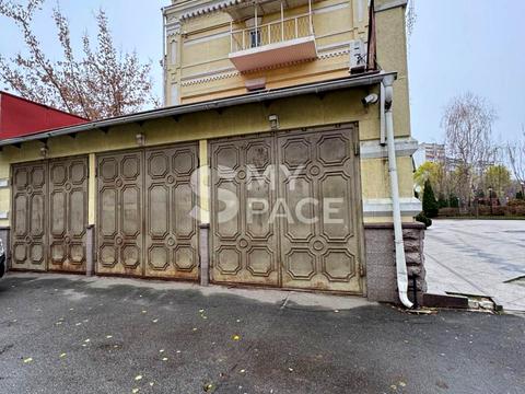 коммерческая по адресу Константиновская ул., 32