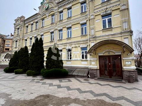 коммерческая по адресу Константиновская ул., 32