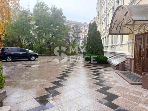 коммерческая по адресу Константиновская ул., 32