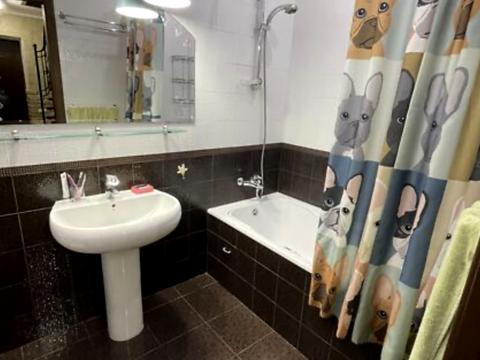 квартира за адресою Тополина вул., 30