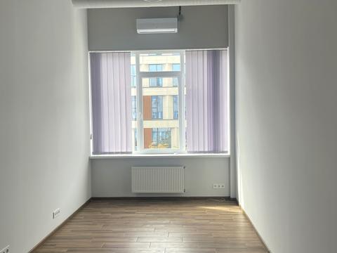 комерційна за адресою Князів Острозьких вул. (Московська), 23