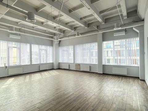 комерційна за адресою Князів Острозьких вул. (Московська), 23