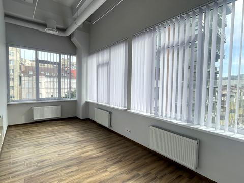 комерційна за адресою Князів Острозьких вул. (Московська), 23