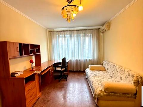 квартира по адресу Небесной Сотни просп. (Маршала Жукова), 10-Б