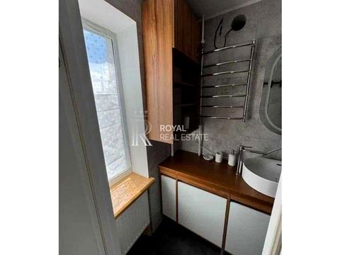 квартира за адресою Гетьмана Кирила Розумовського вул. (Миколи Краснова), 12