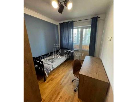 квартира за адресою Гетьмана Кирила Розумовського вул. (Миколи Краснова), 12