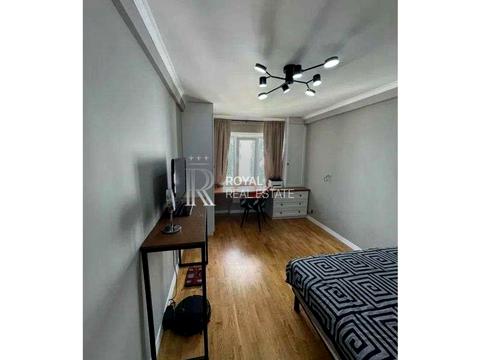 квартира за адресою Гетьмана Кирила Розумовського вул. (Миколи Краснова), 12